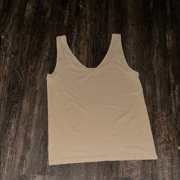Soma Women's Cream Tank Top - Picture 2 of 4